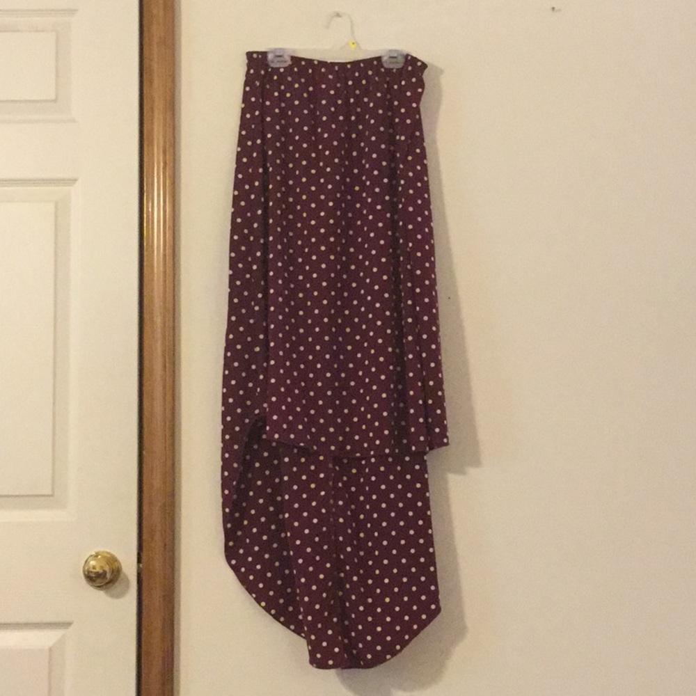 High-low maroon skirt with white Polka dots